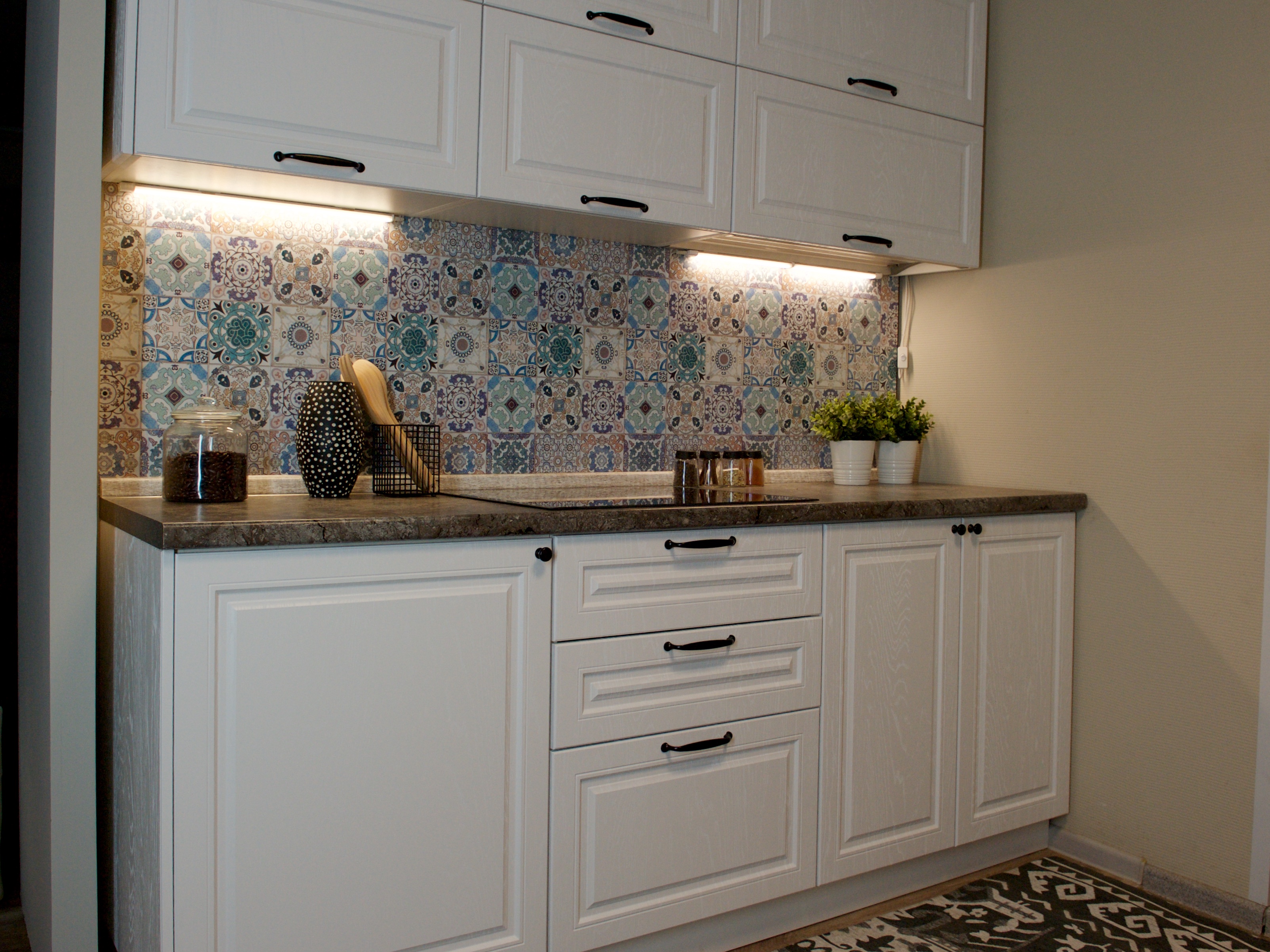 Кухня "Равенна Роял" Вайт