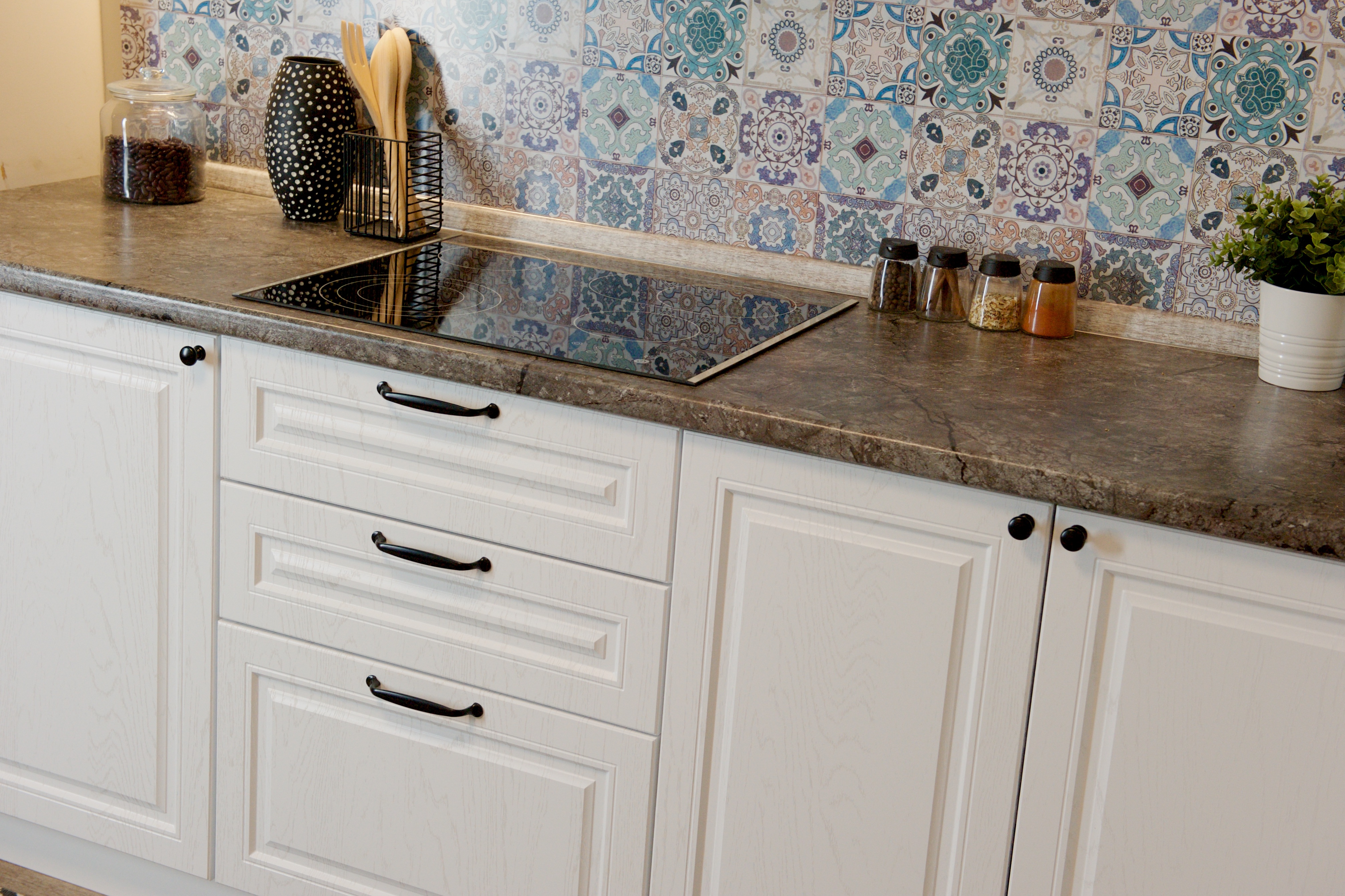 Кухня "Равенна Роял" Вайт