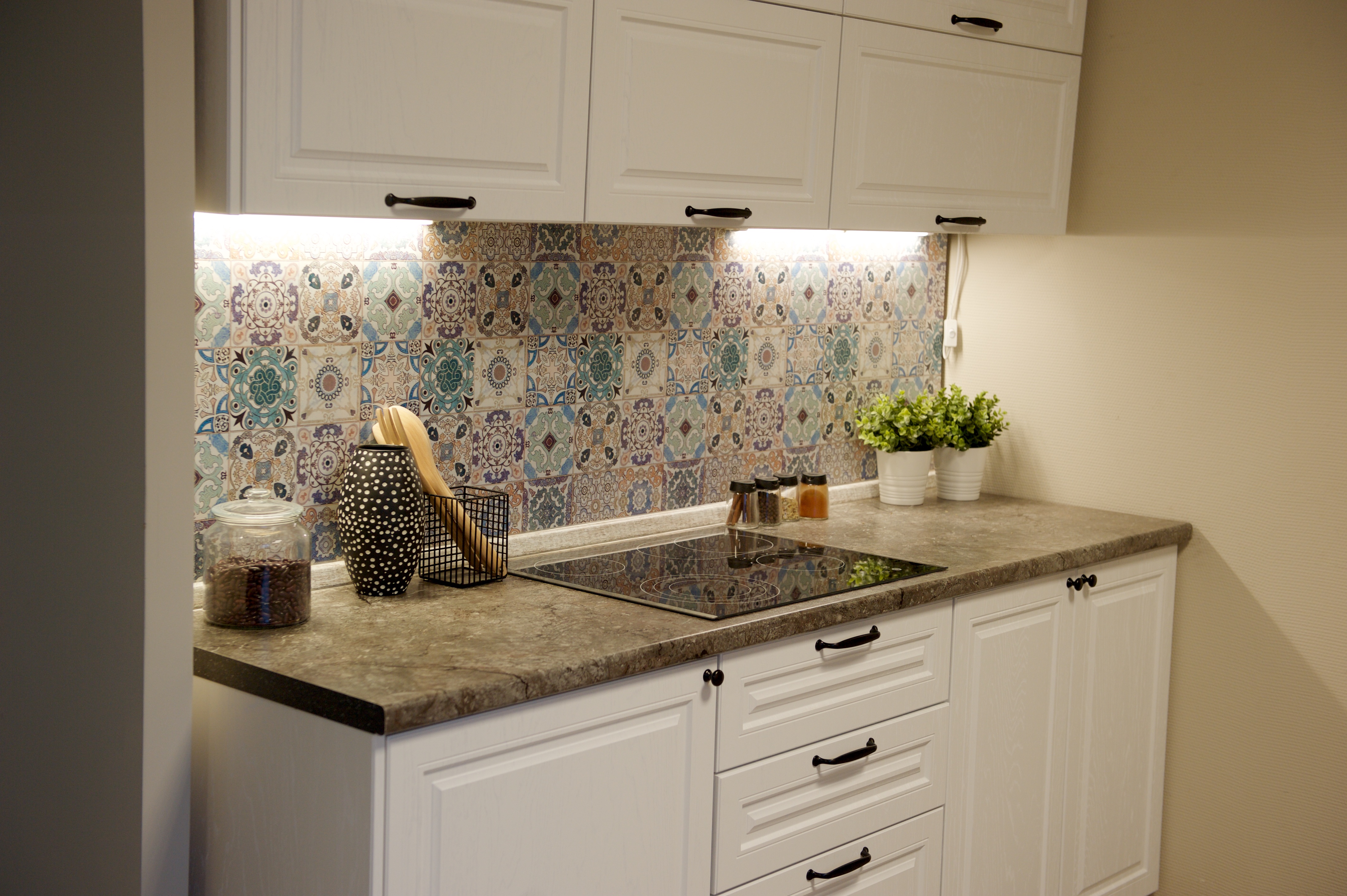 Кухня "Равенна Роял" Вайт