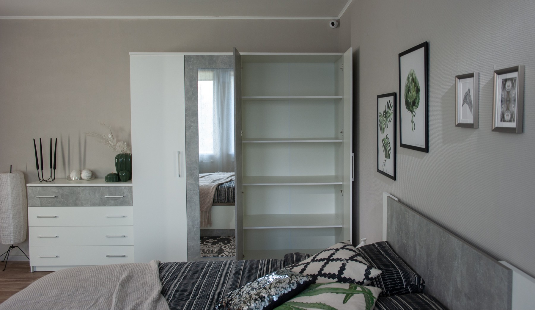 "Спальня Аврора" Шкаф 4-х дверный с зеркалом, Белый/Ателье светлый